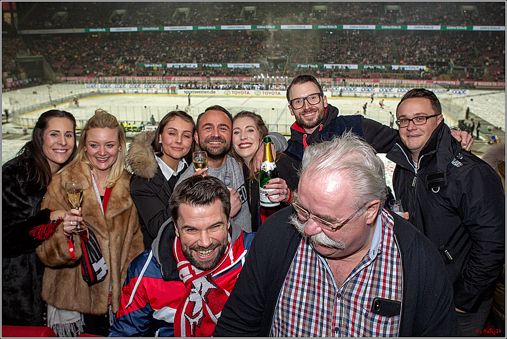 DEL Wintergame; Koelner Haie - Duesseldorfer EG; Koeln, 12.01.2019